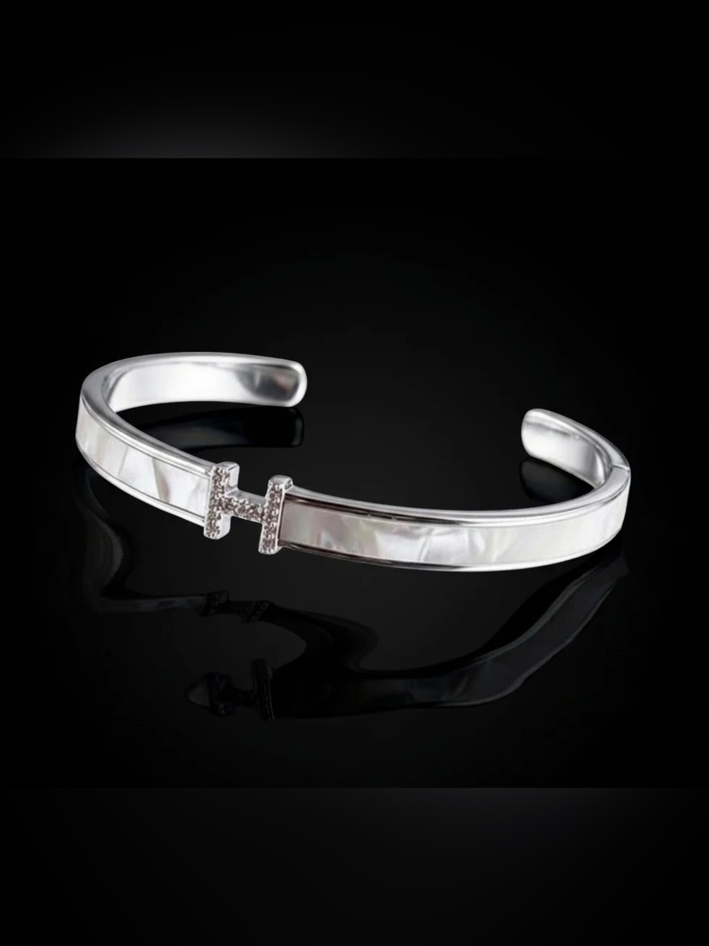 Luxury Cuff Bracelet Q1254